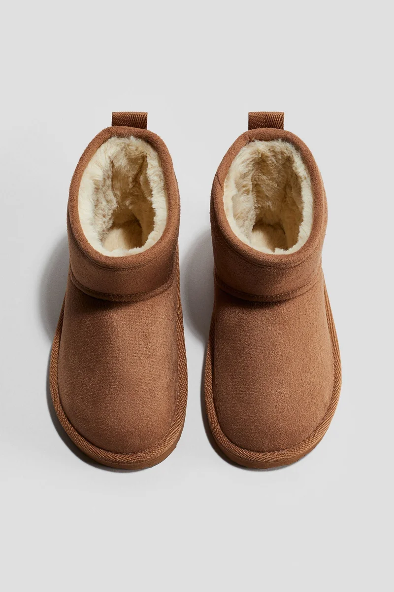 اتش اند ام بوت مبطن يمنح الدفء